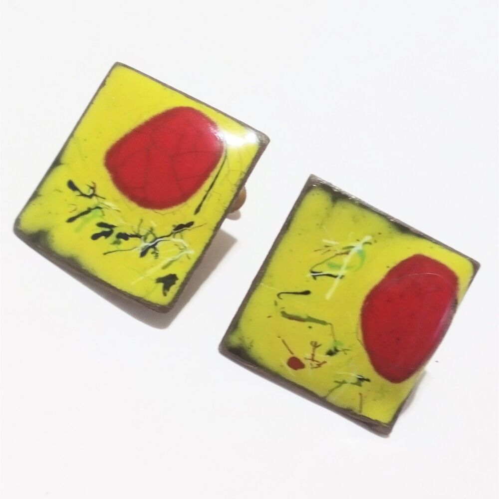 Vintage MCM Yellow Red Enamel on Copper Screw Back Earrings - Picture 5 of 7